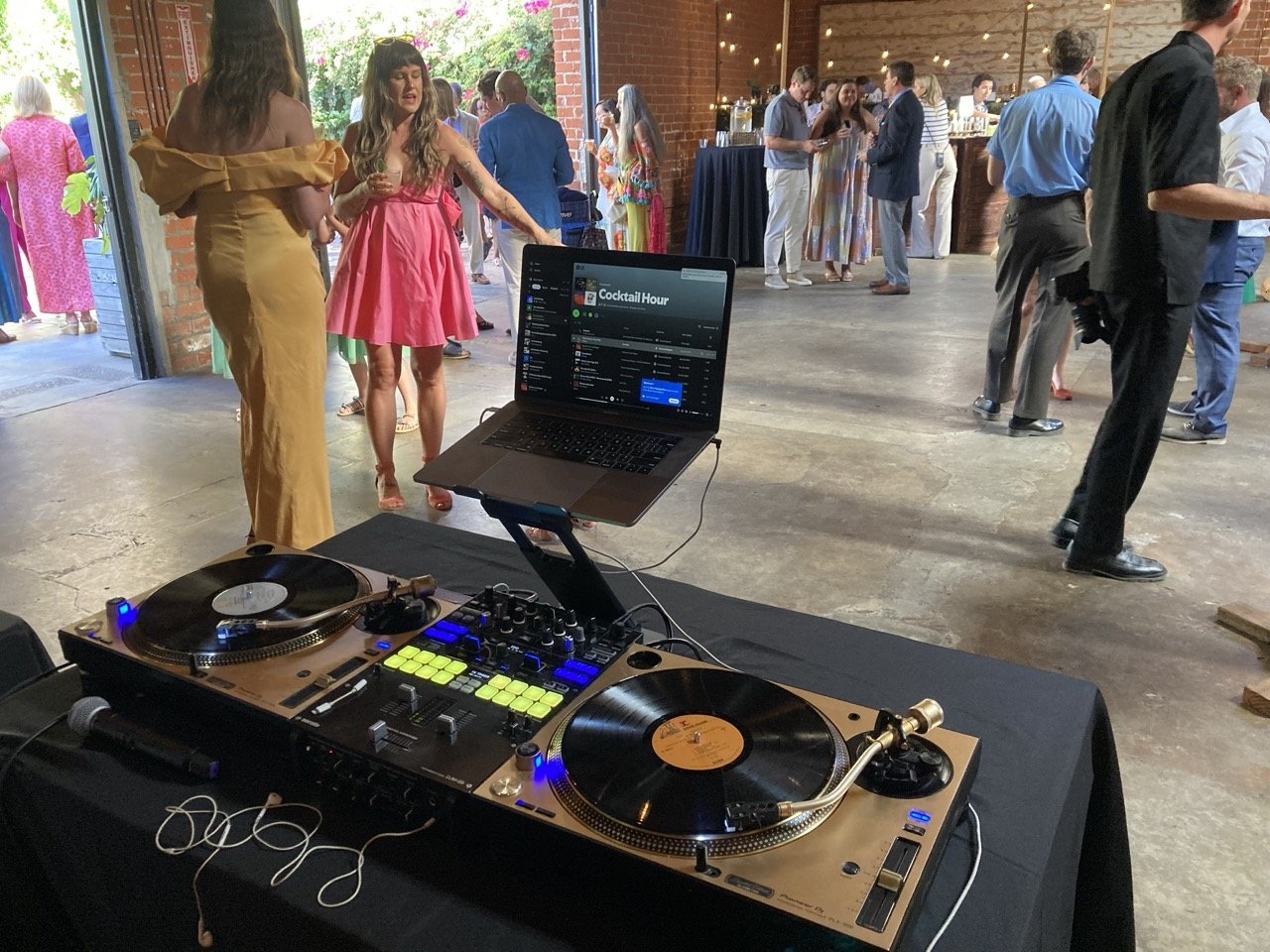 Vinyl DJ equipment rental for a wedding in Los Angeles