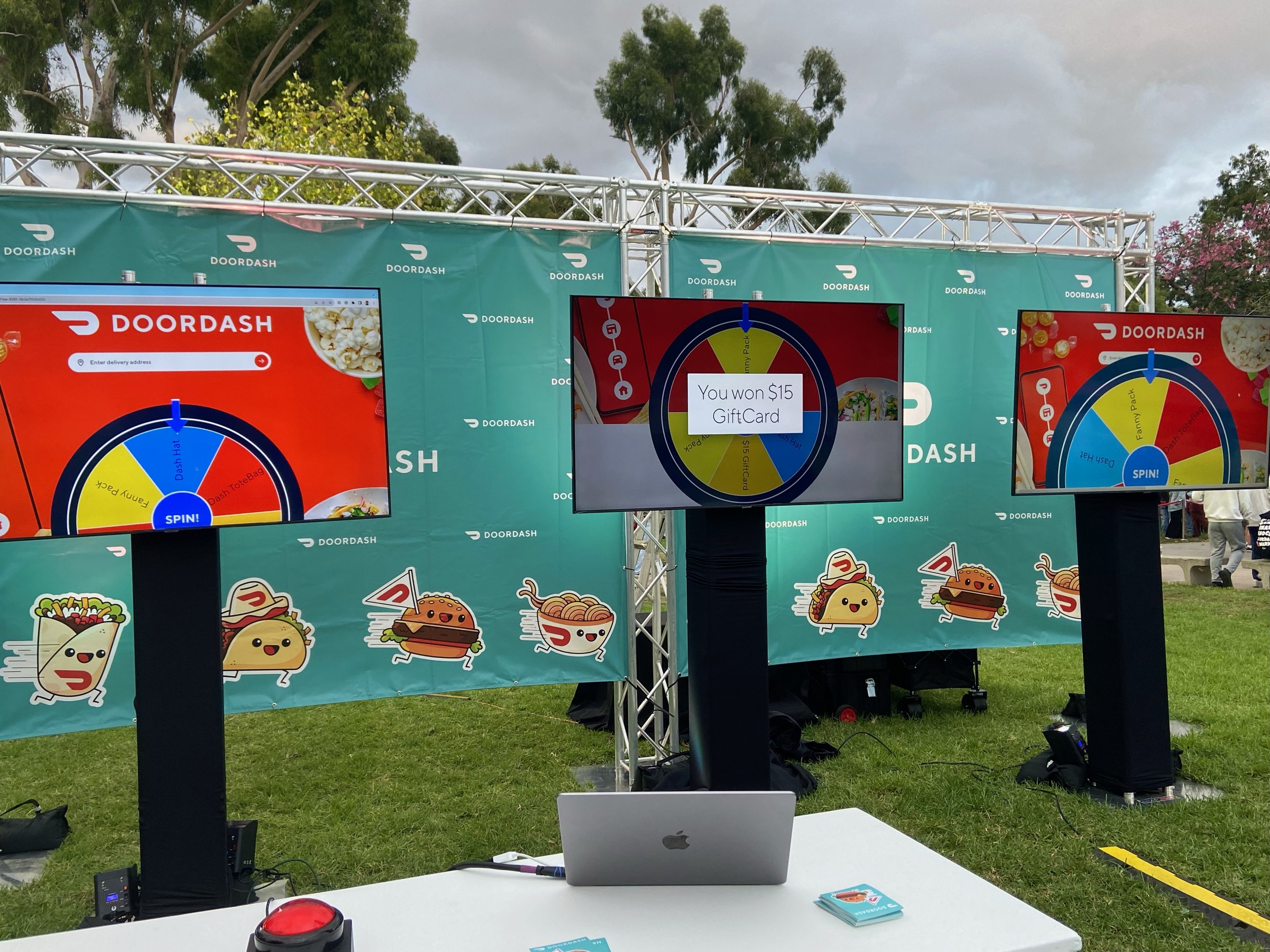 TV rental and truss rental for outdoor tabling event in Los Angeles